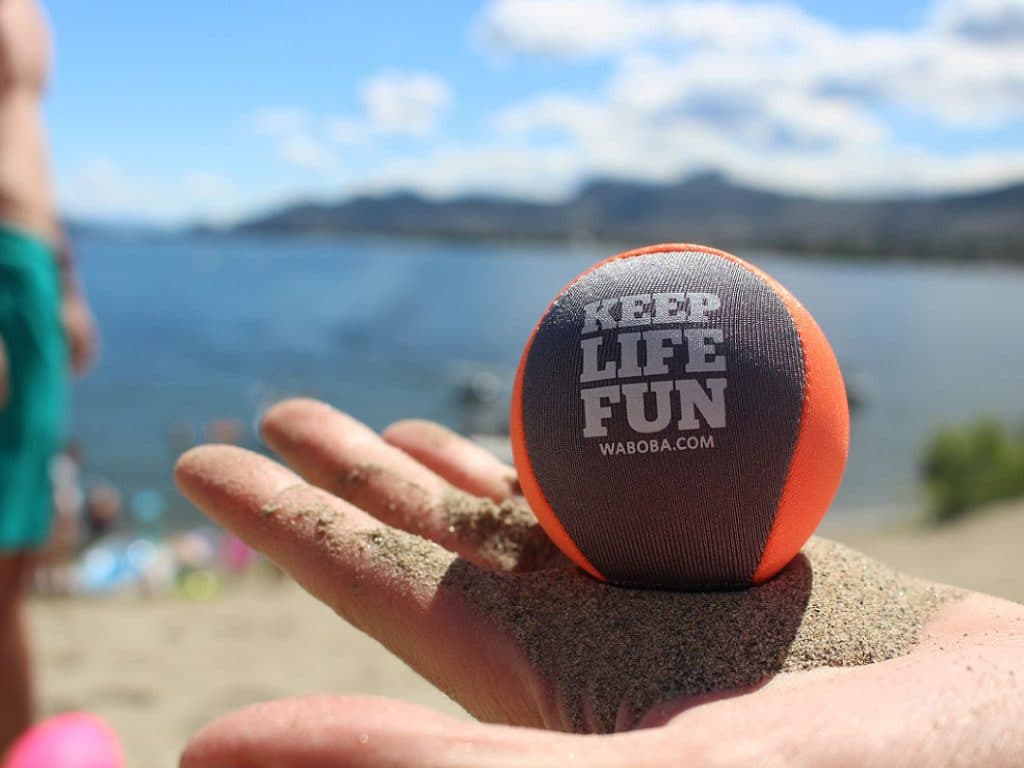 Waboba Strand Balletje cadeau